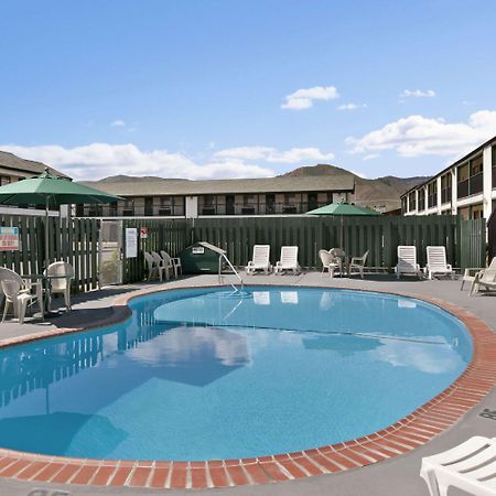 Travelodge By Wyndham Wenatchee Extérieur photo