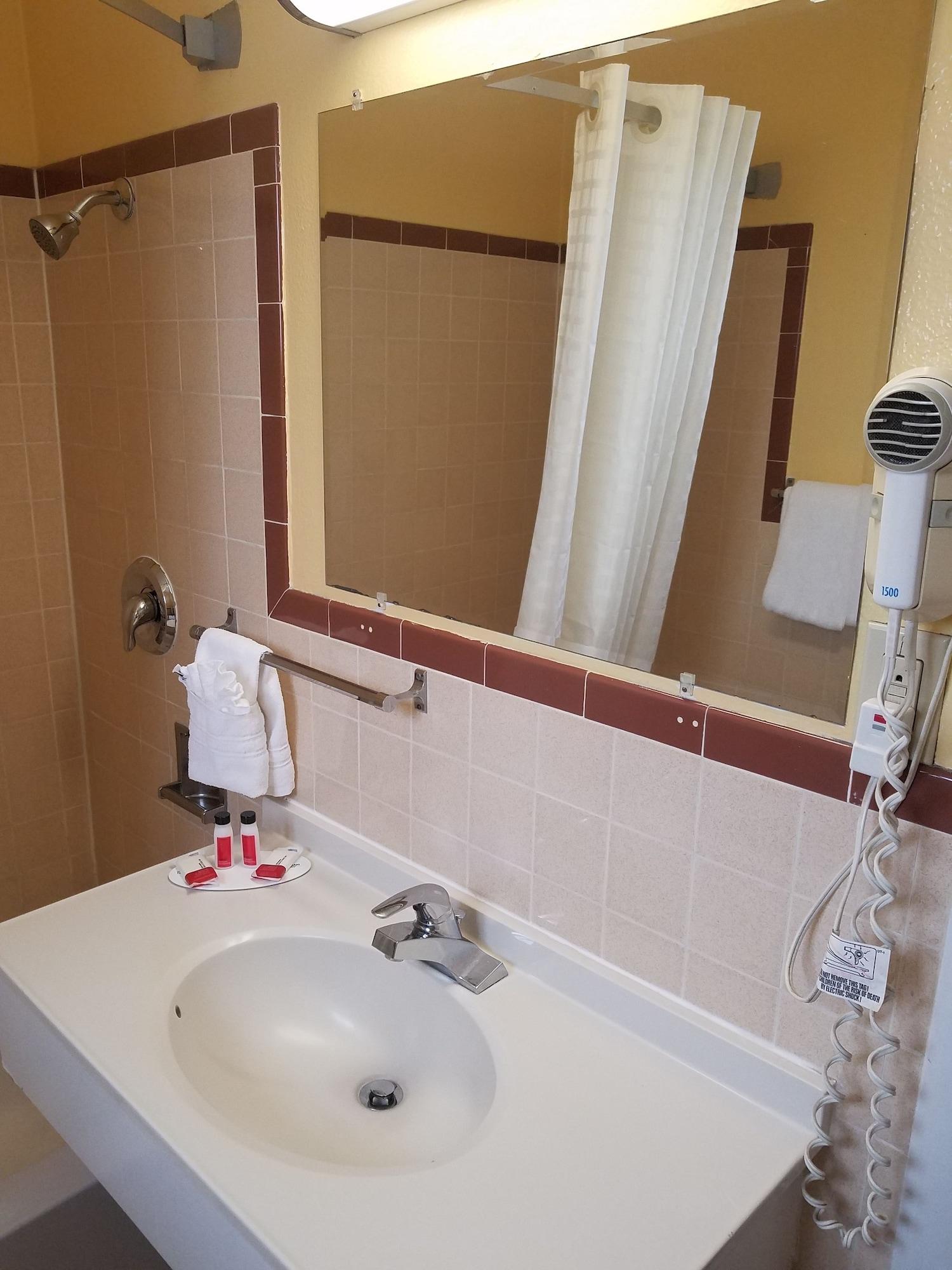 Travelodge By Wyndham Wenatchee Extérieur photo