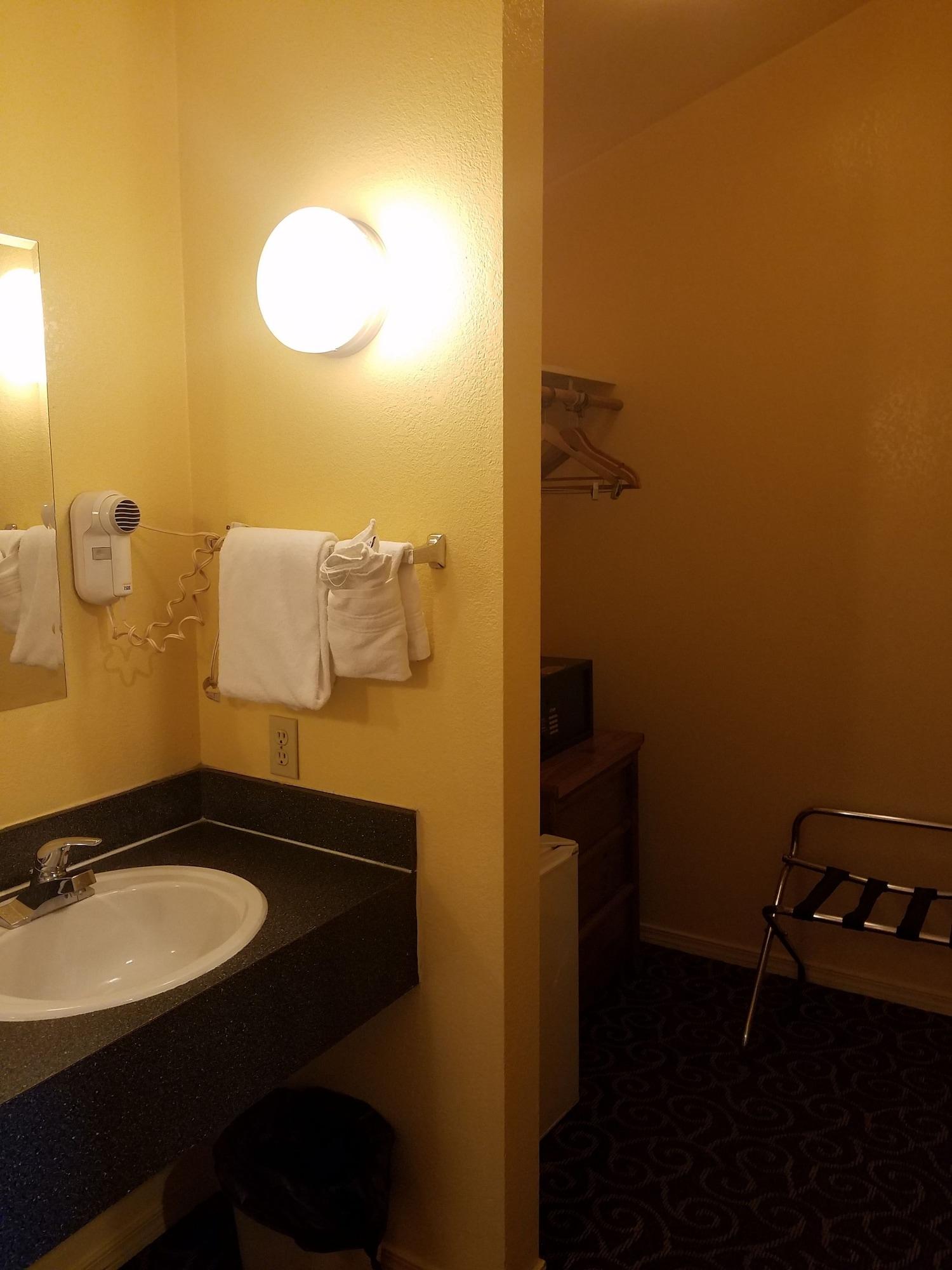 Travelodge By Wyndham Wenatchee Extérieur photo