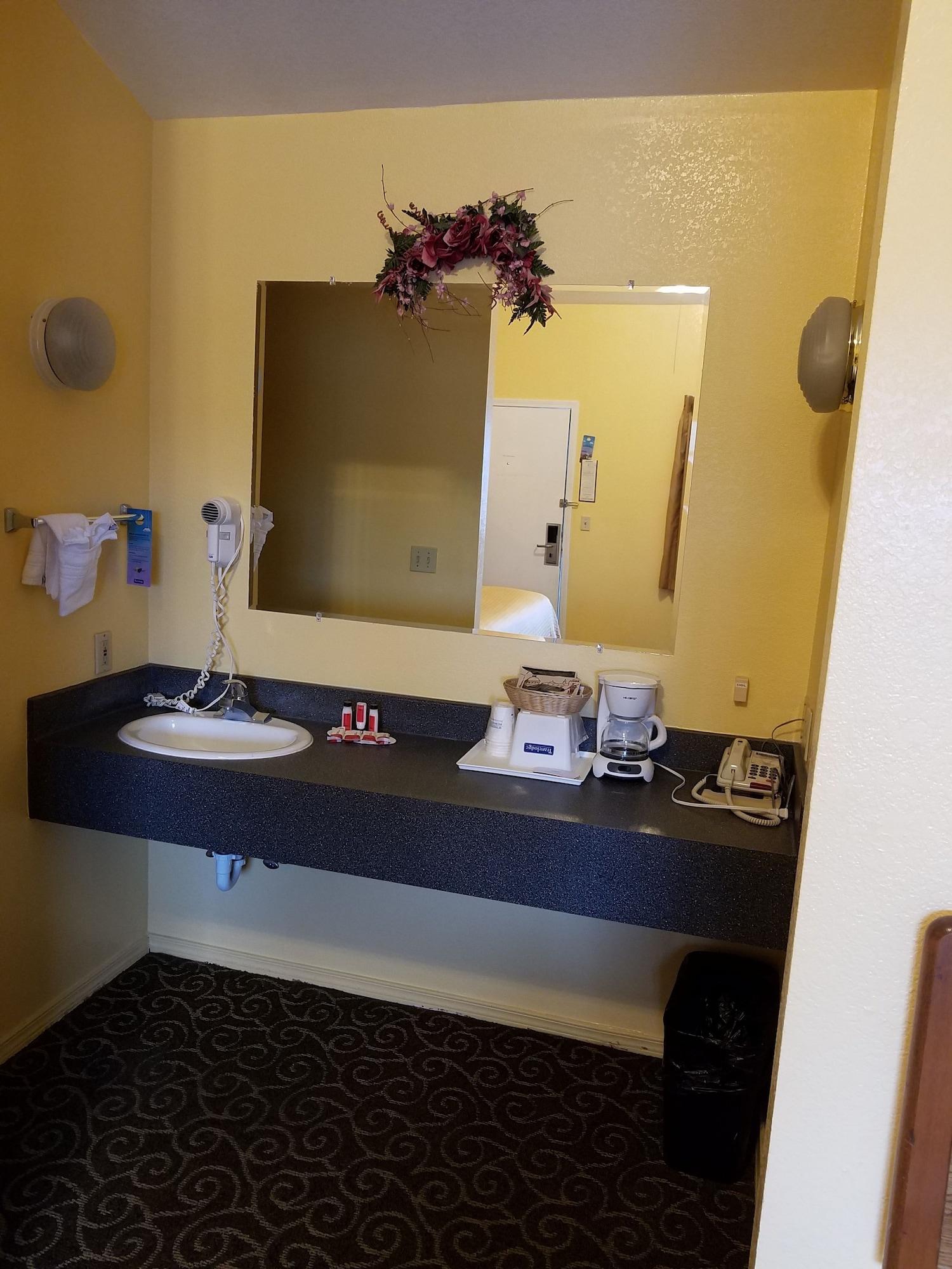 Travelodge By Wyndham Wenatchee Extérieur photo