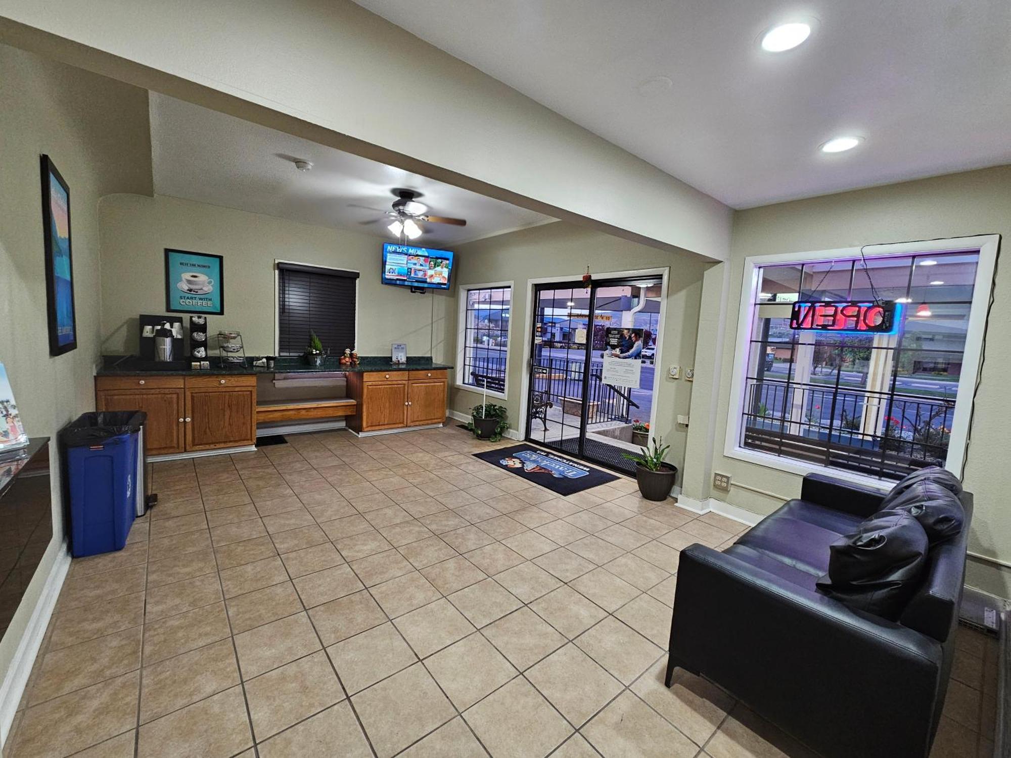 Travelodge By Wyndham Wenatchee Extérieur photo